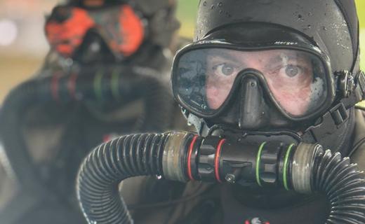 Tactical Diving Equipment