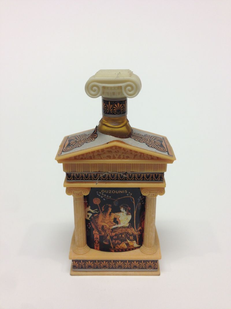 Golden Age Ouzounis Brandy - Image 2