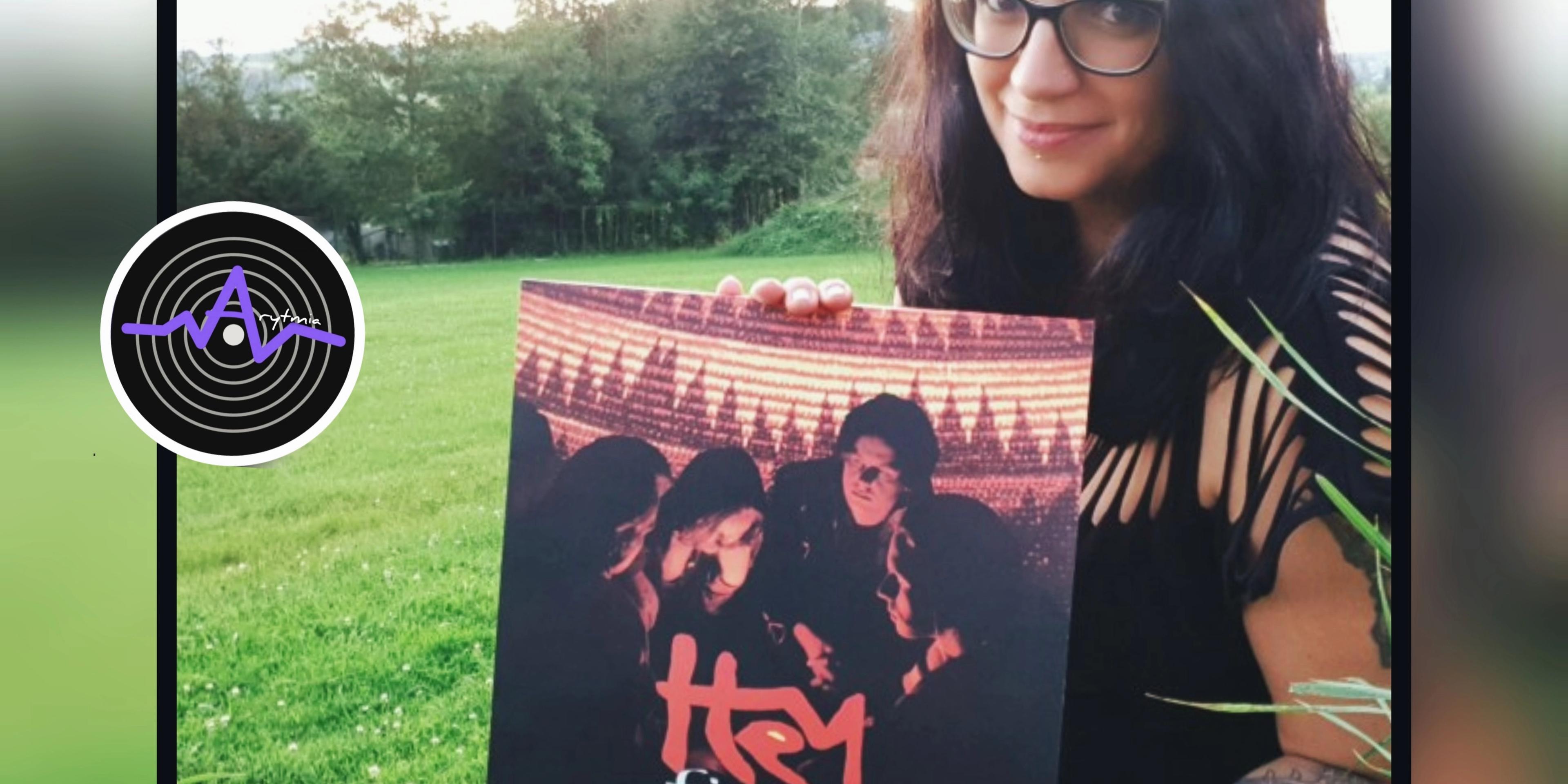 Agnieszka Protas, Subiektywny Leksykon płyt, które warto mieć, Hey, Fire