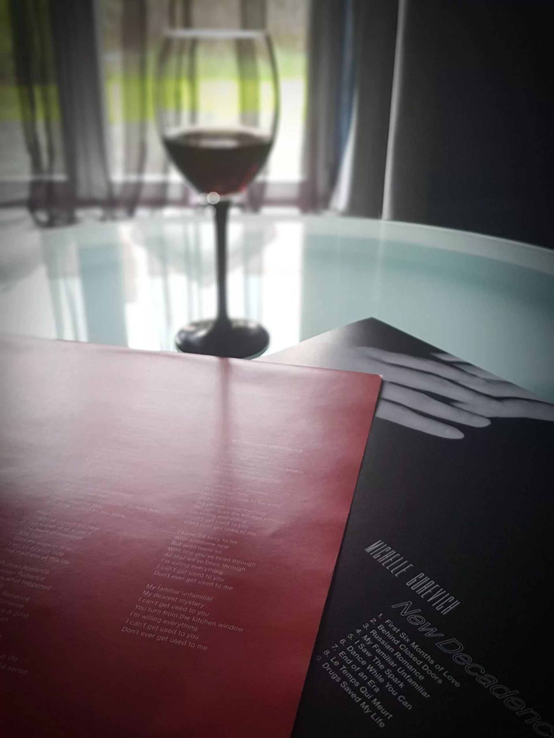 michelle gurevich , winyl, vinyl, wine