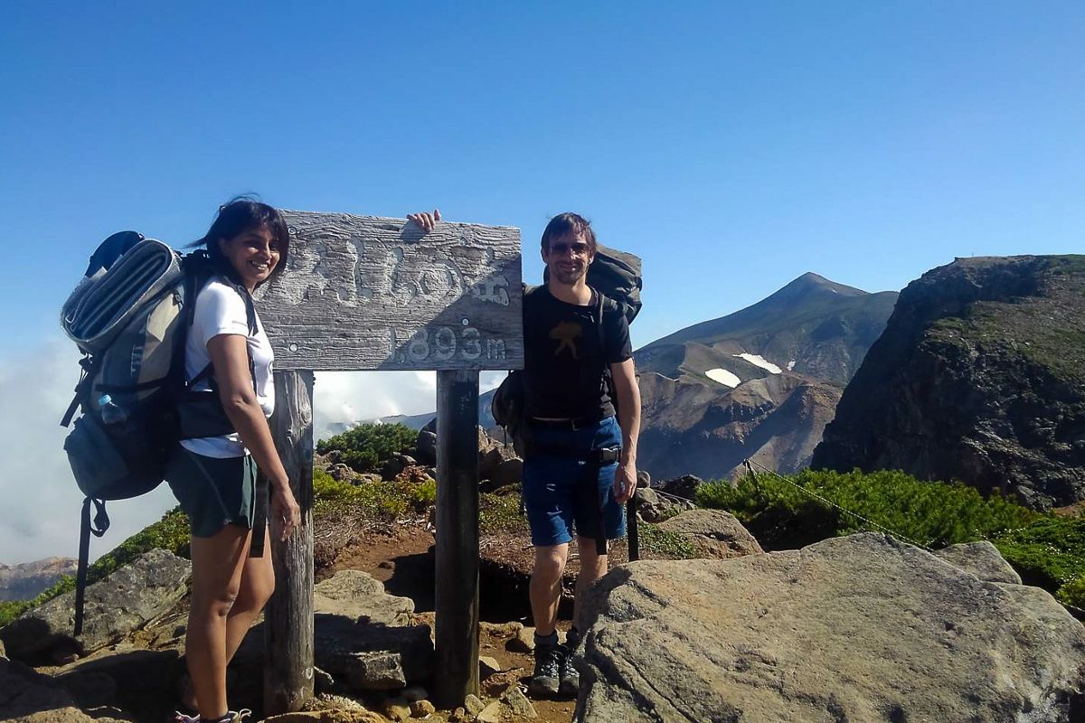 Hikers in Daisetsuzan National Park - What to do in Hokkaido?