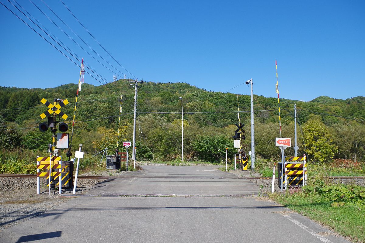 A rural train crossing in Japan