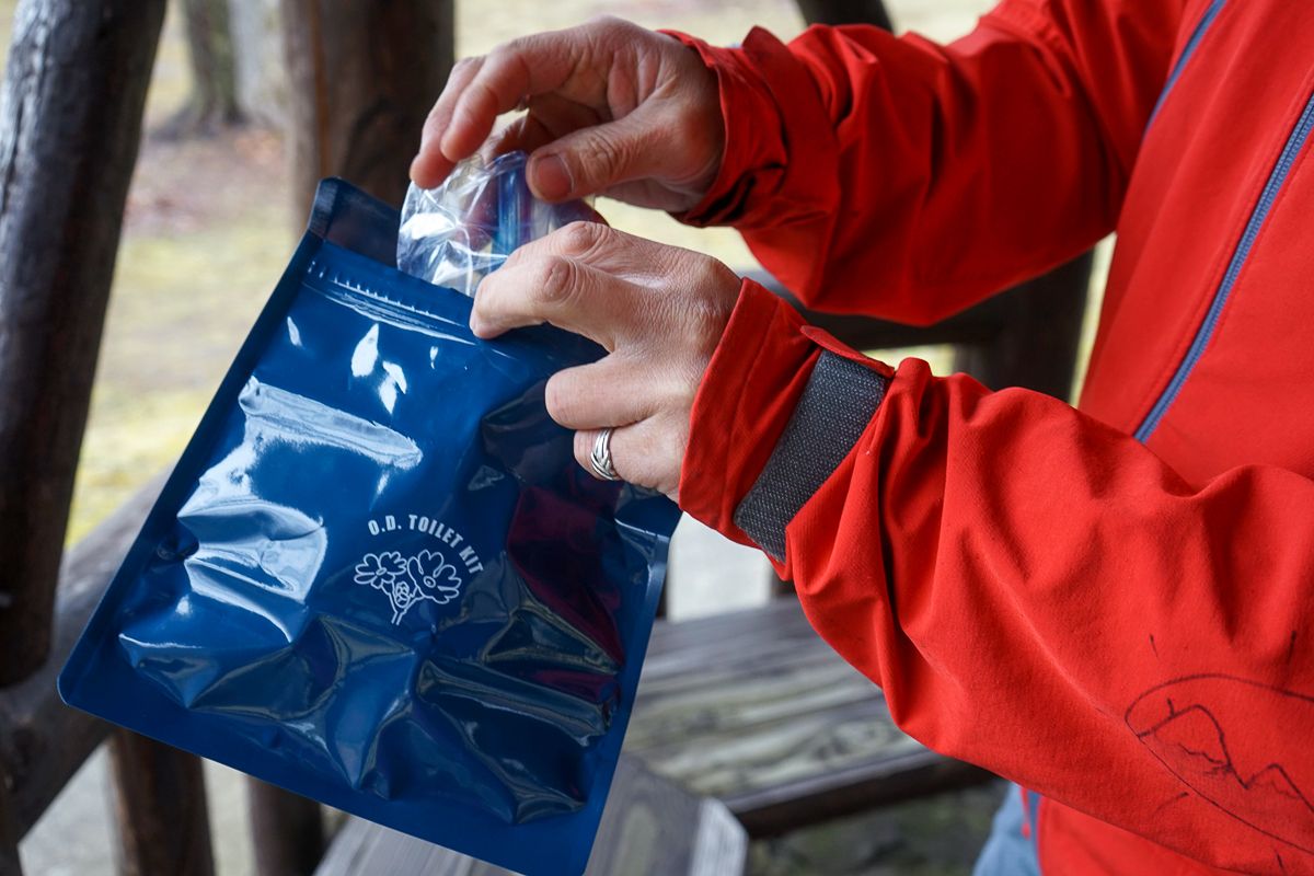 Close the bag and put in the resealable bag and make sure it is SEALED