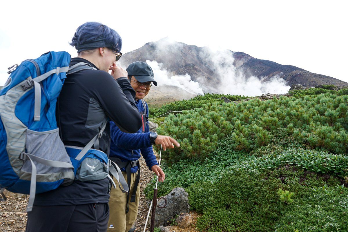 Guide Tobaji at work
