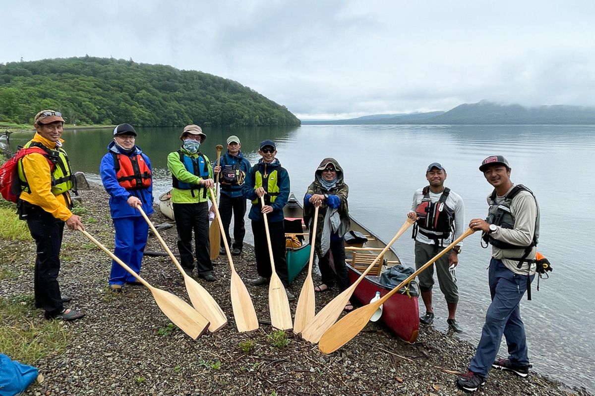 Group photo before launching at Lake Kussharo