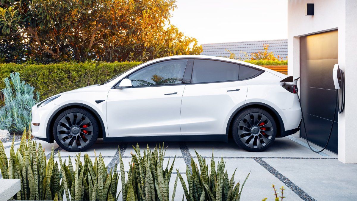 Tesla's Wall Connector