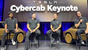 عرض مركبة تسلا Cybercab