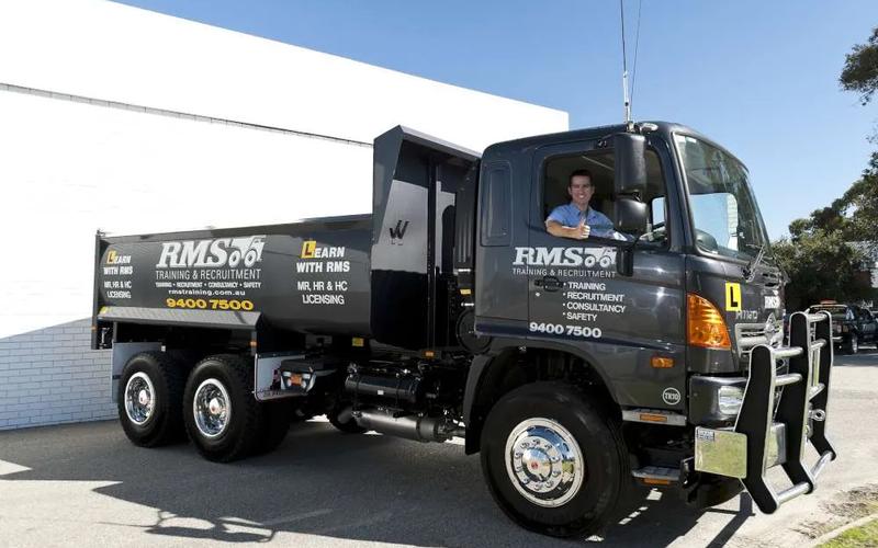 Overseas Truck Driver WA Mining Employment Guide: HR License & Work Visa Complete Guide