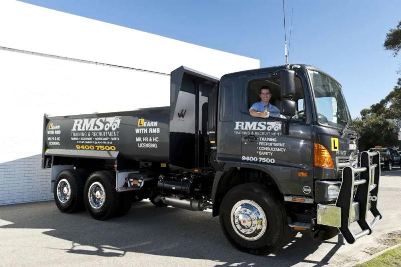 Overseas Truck Driver WA Mining Employment Guide: HR License & Work Visa Complete Guide