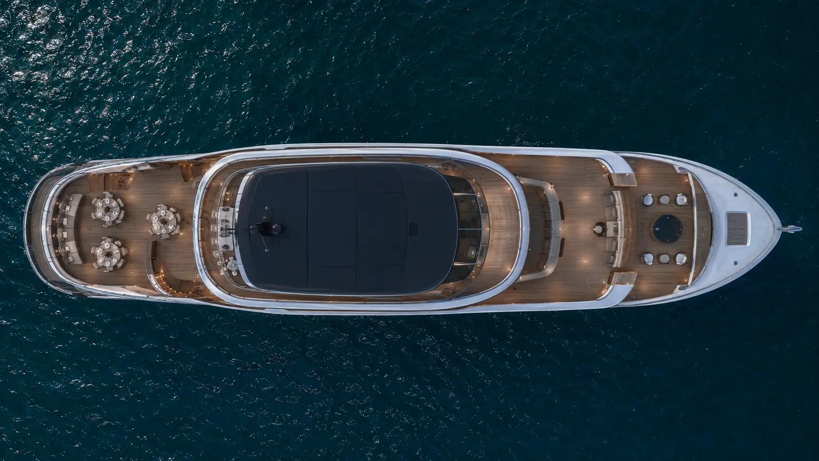 Royal Sama Yacht detail photo 3