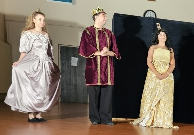 Performance in German “ 3x über die Liebe”