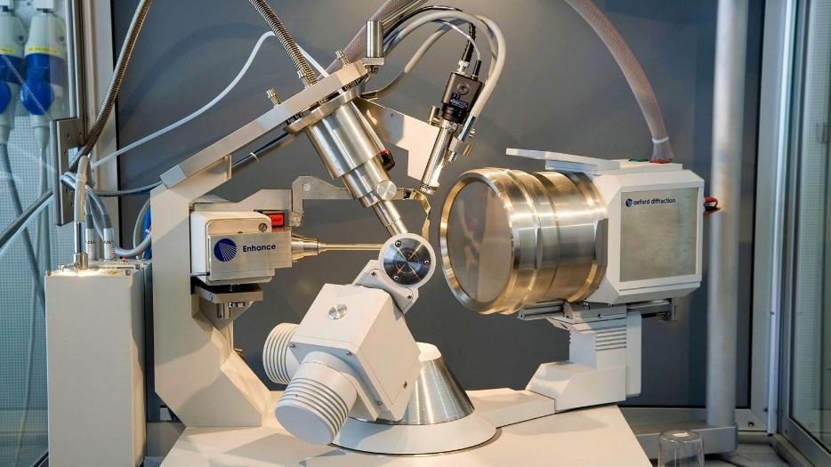 Laboratory equipment in the VŠCHT laboratory