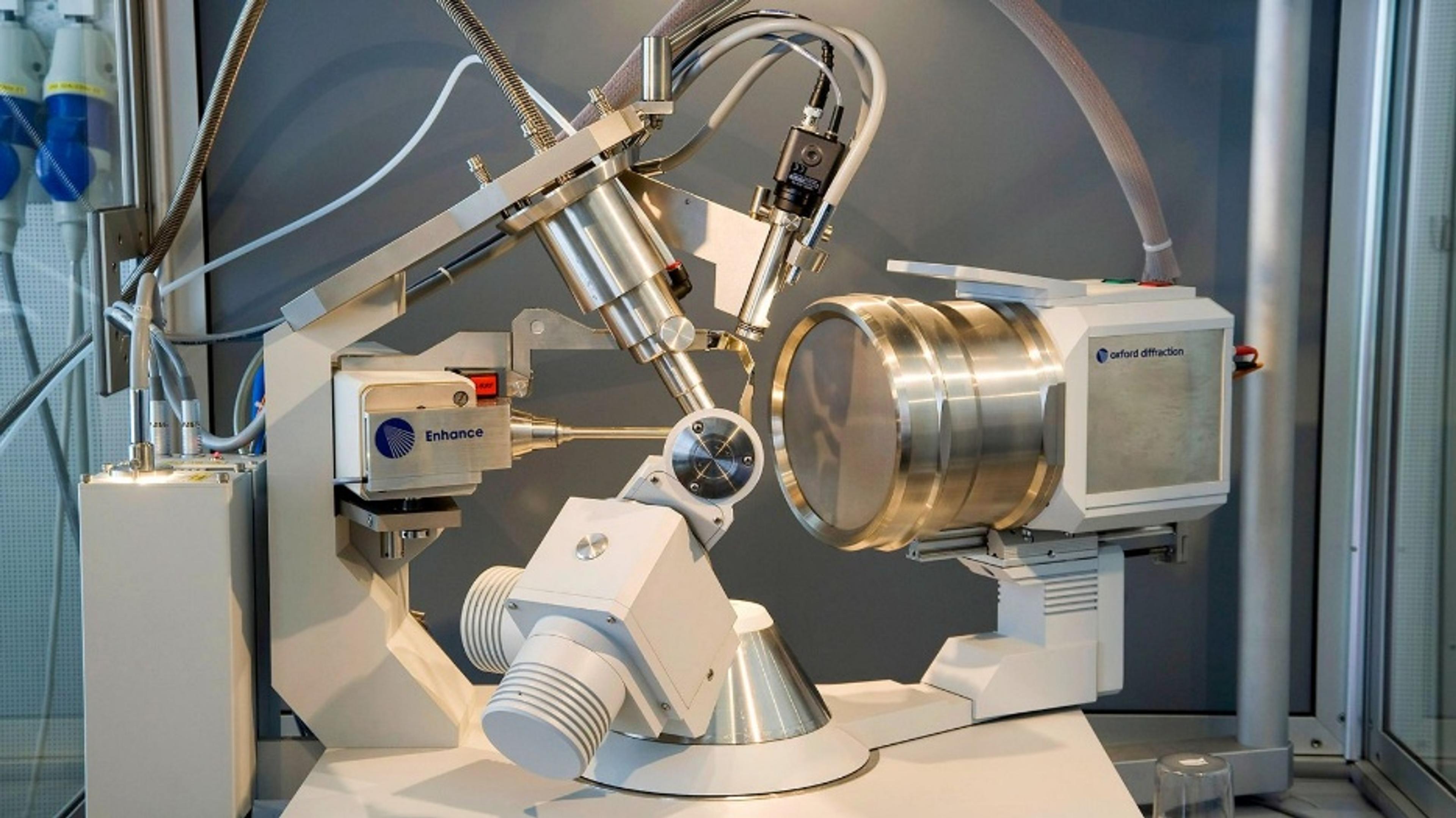 Laboratorní přístroj v laboratoři VŠCHT