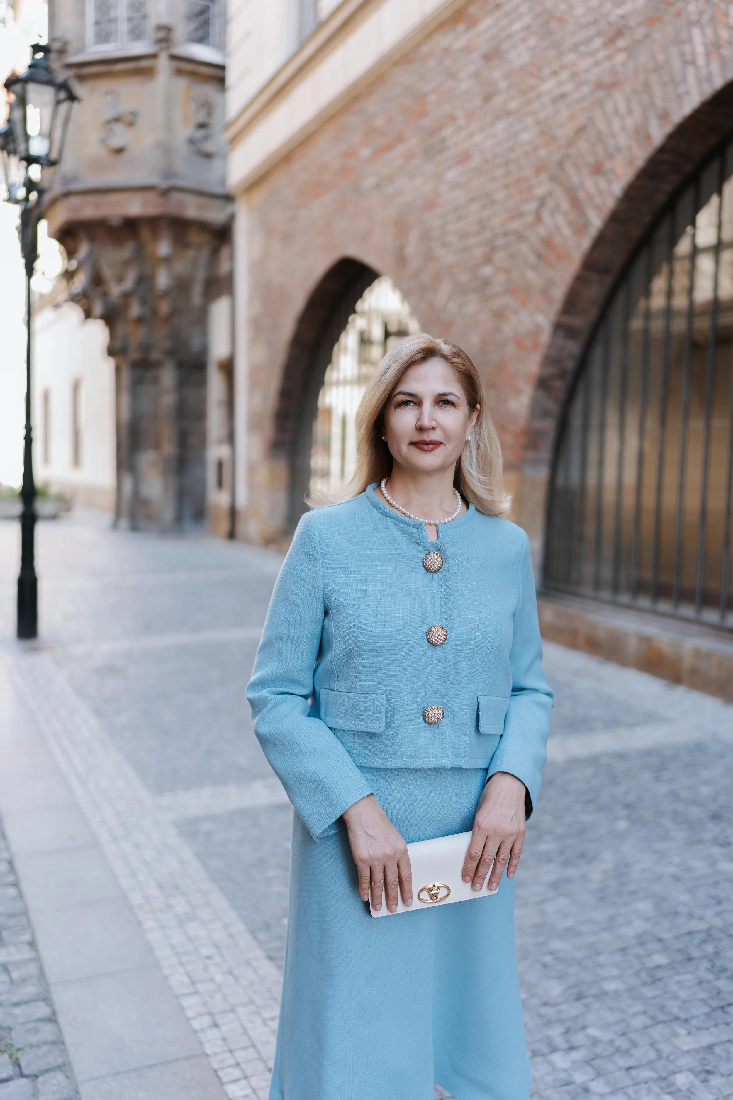 doc. PhDr. Taťjana Pergler, Ph.D., ředitelka školy