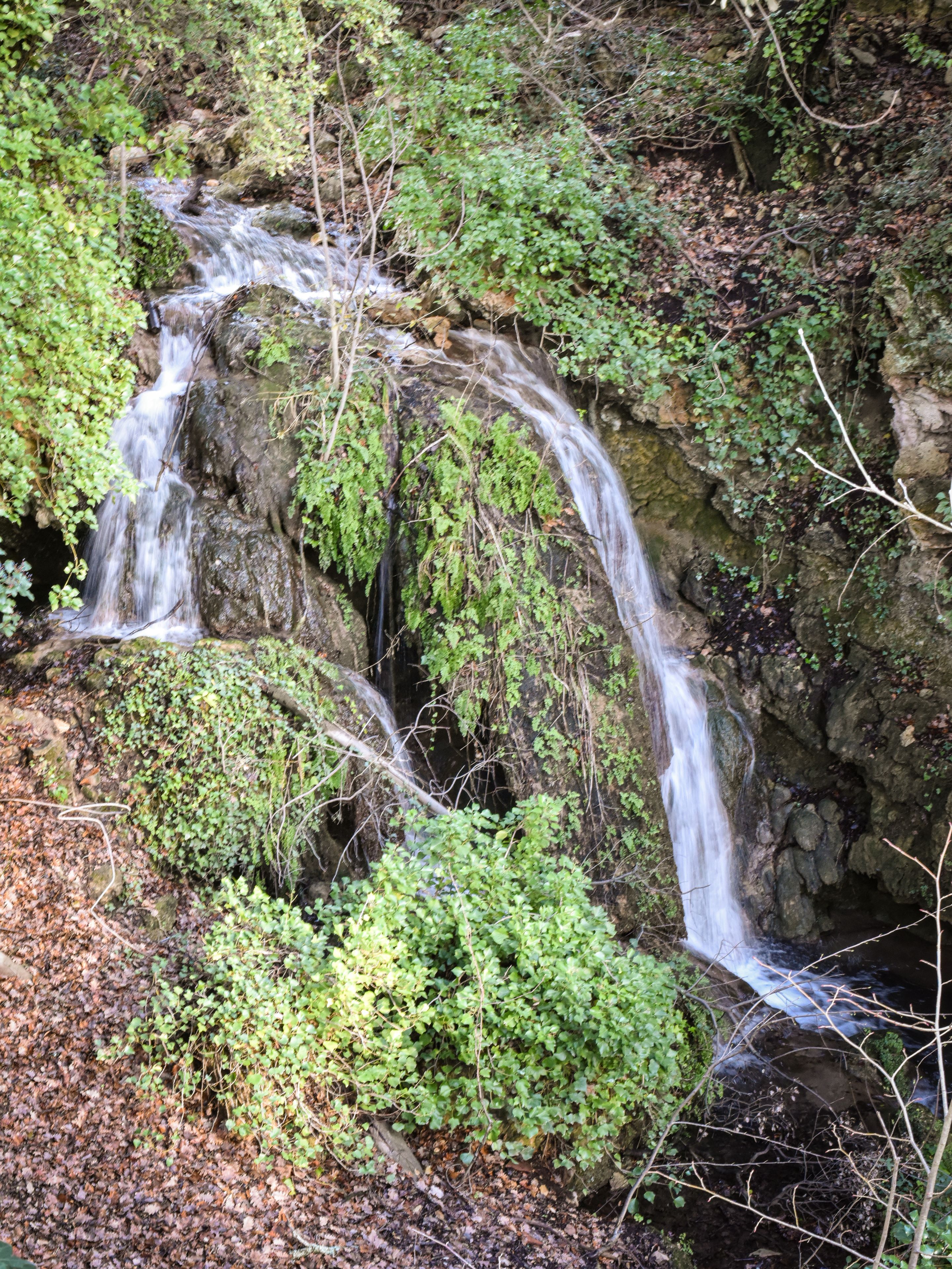 Cascade du Domaine de la Baume en Provence