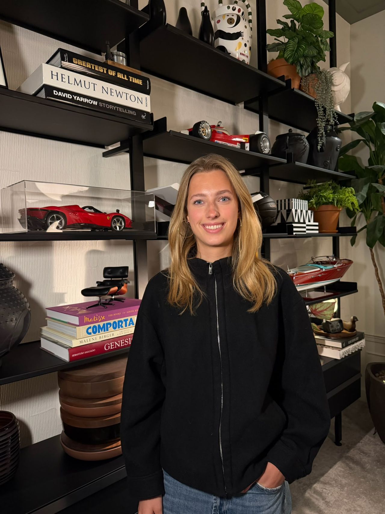 Fleur Bezemer - Socials / Marketing at Your Expat Butler