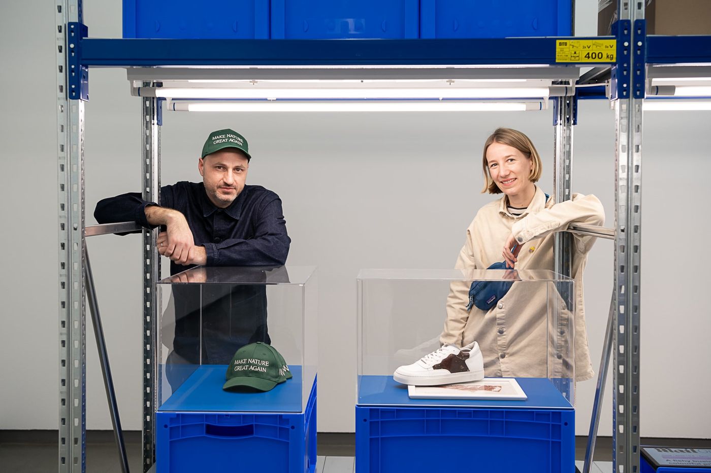 Kurator*innen Alain Bieber & Judith Winterhager, Subversives Design © NRW-Forum Düsseldorf,Foto Katja Illner