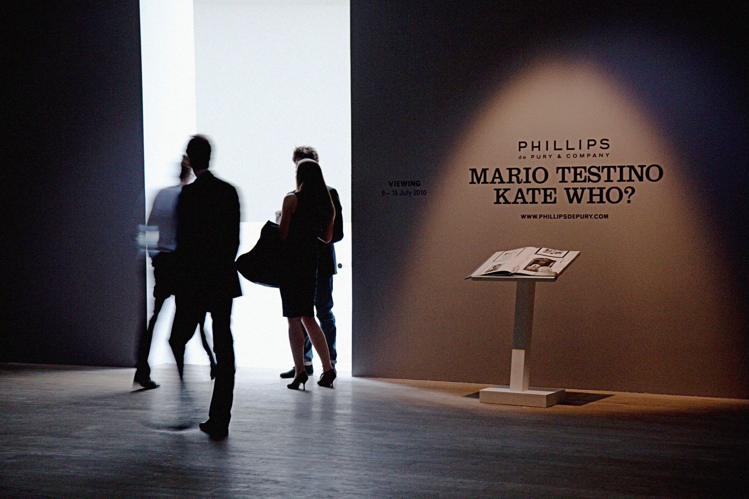 Kate Who Exhibition | Mario Testino