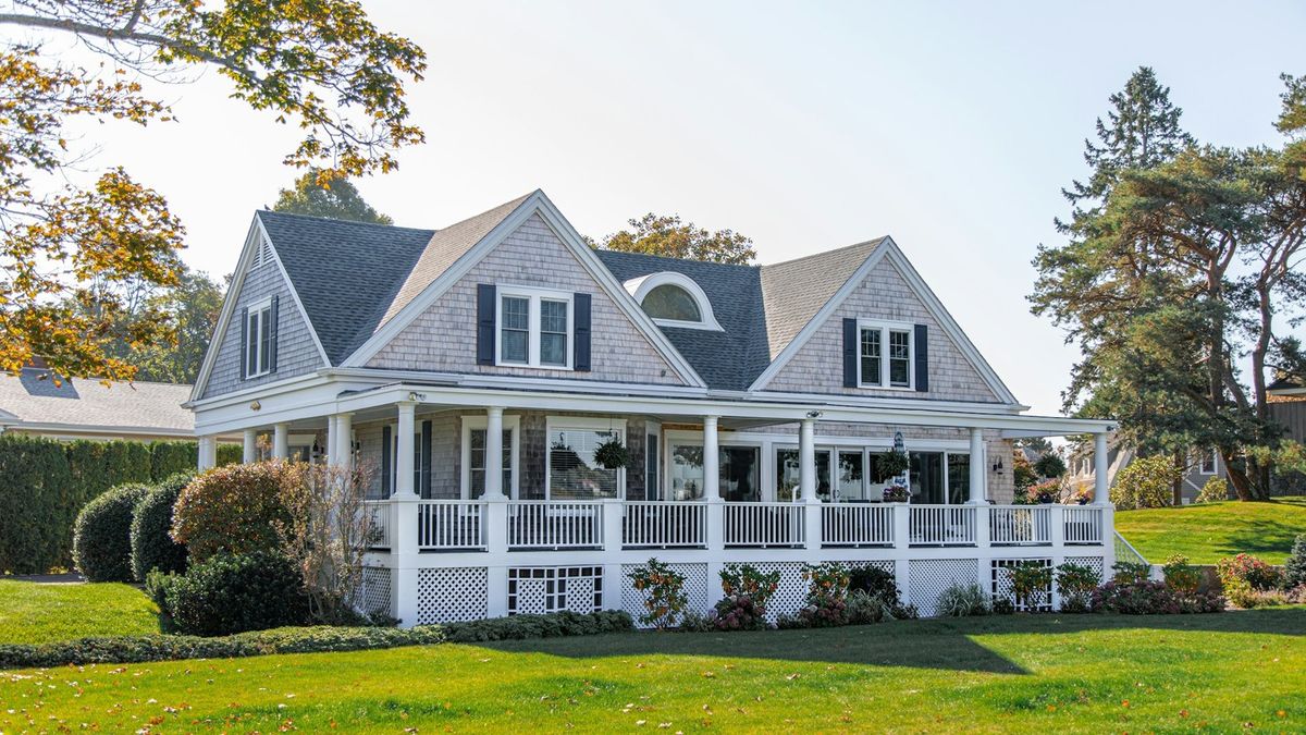 You Just Closed on Your Home — Here's the One Thing Most New Homeowners Forget to Do