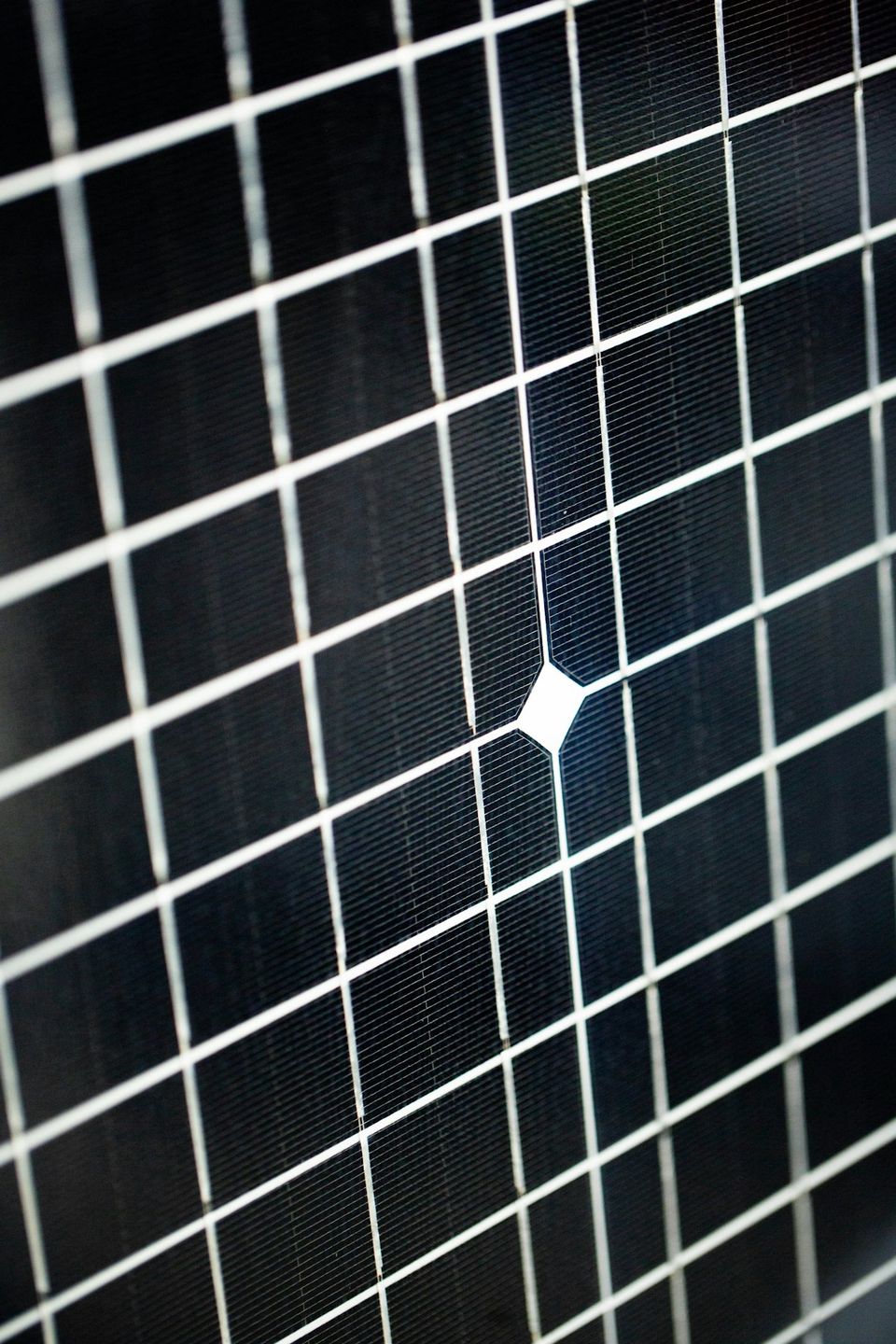 Comparison chart showing solar panel degradation rates for standard versus premium panels over 25 years