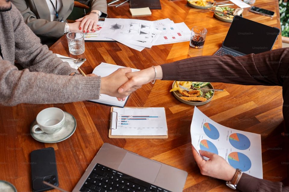 HOA document handoff between outgoing and incoming board president with organized records