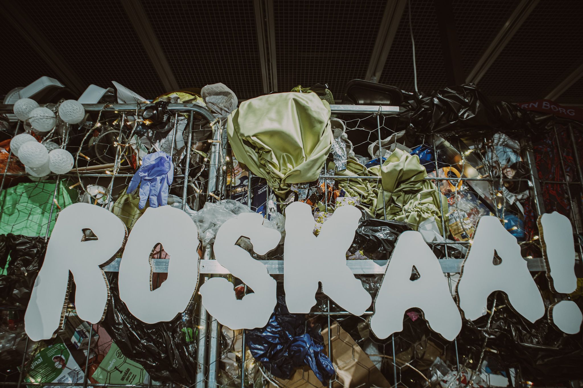 Выставка"Мусор" в Городском музее Хельсинки (Roskaa-näyttely Helsingin kaupunginmuseossa)