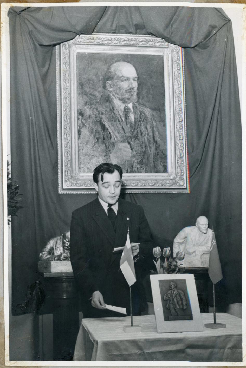 Lenin-museon 2-vuotisjuhla. Sergei Istomin puhumassa