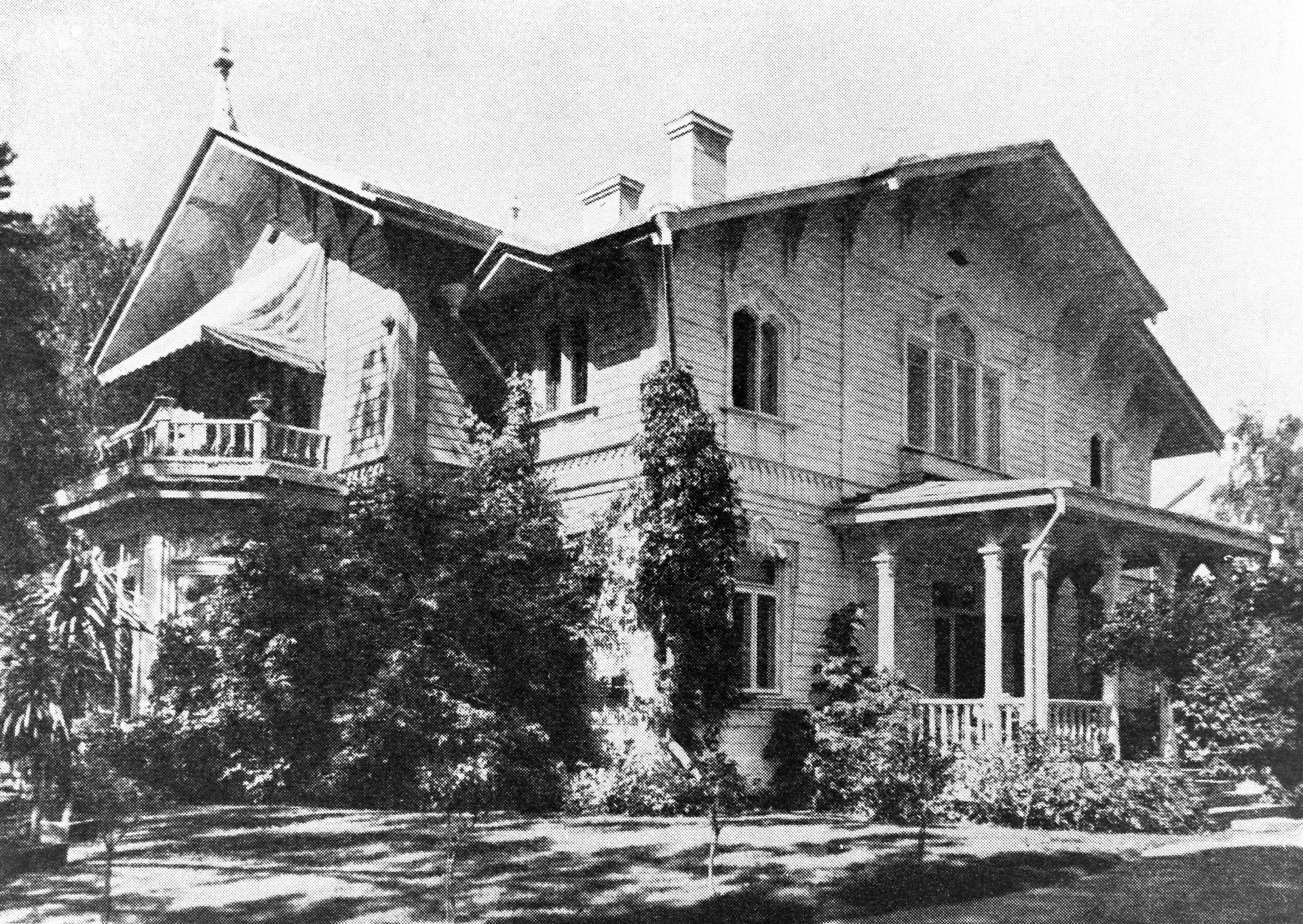 Вилла Айно Акте в Тулисаари, Лааясало, фото около 1925 года (Aino Acktén huvila Tullisaaressa, Laajasalossa, kuva noin vuodelta 1925)