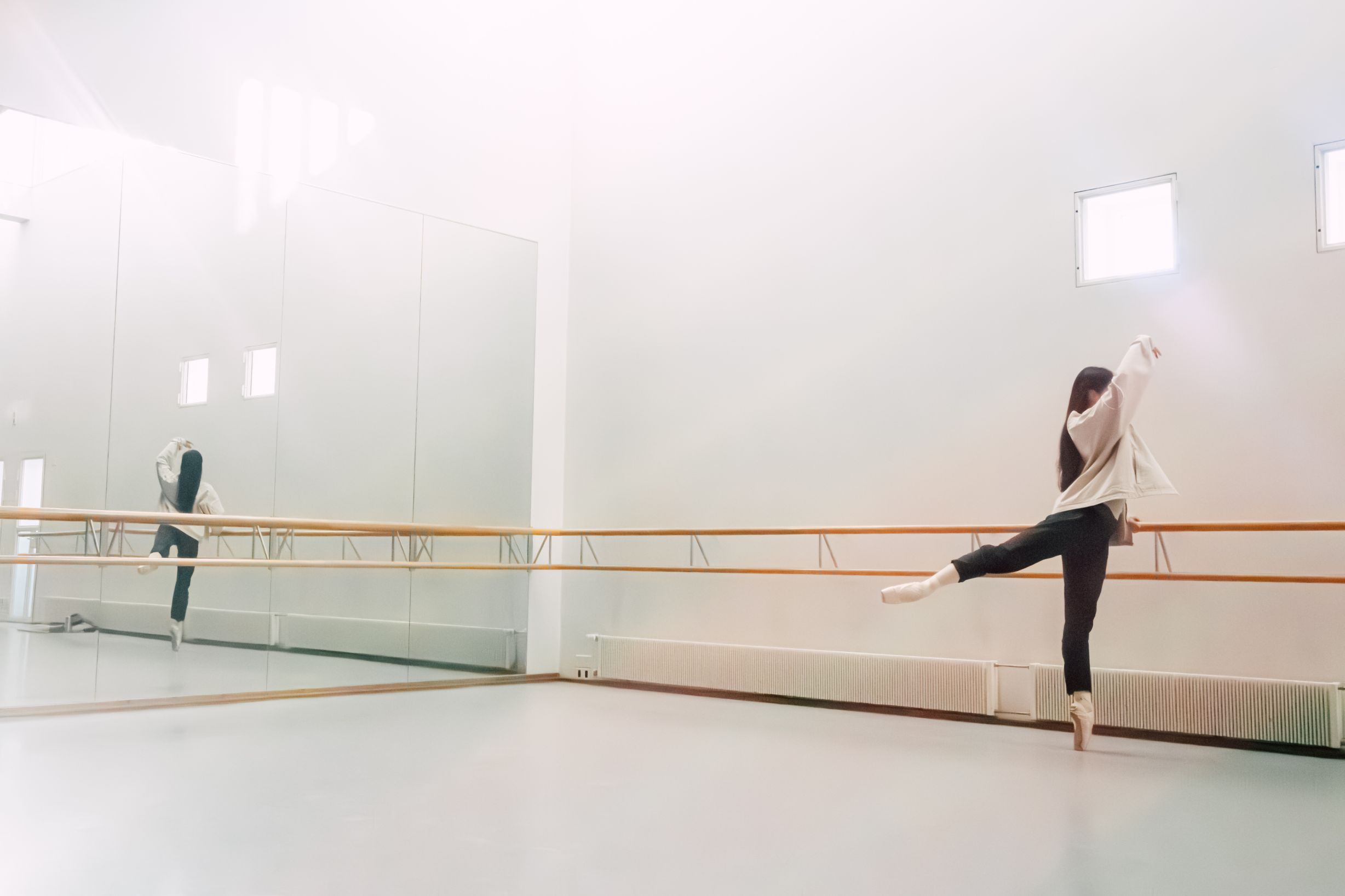 Hanako Matsune harjoittelemassa balettitangolla