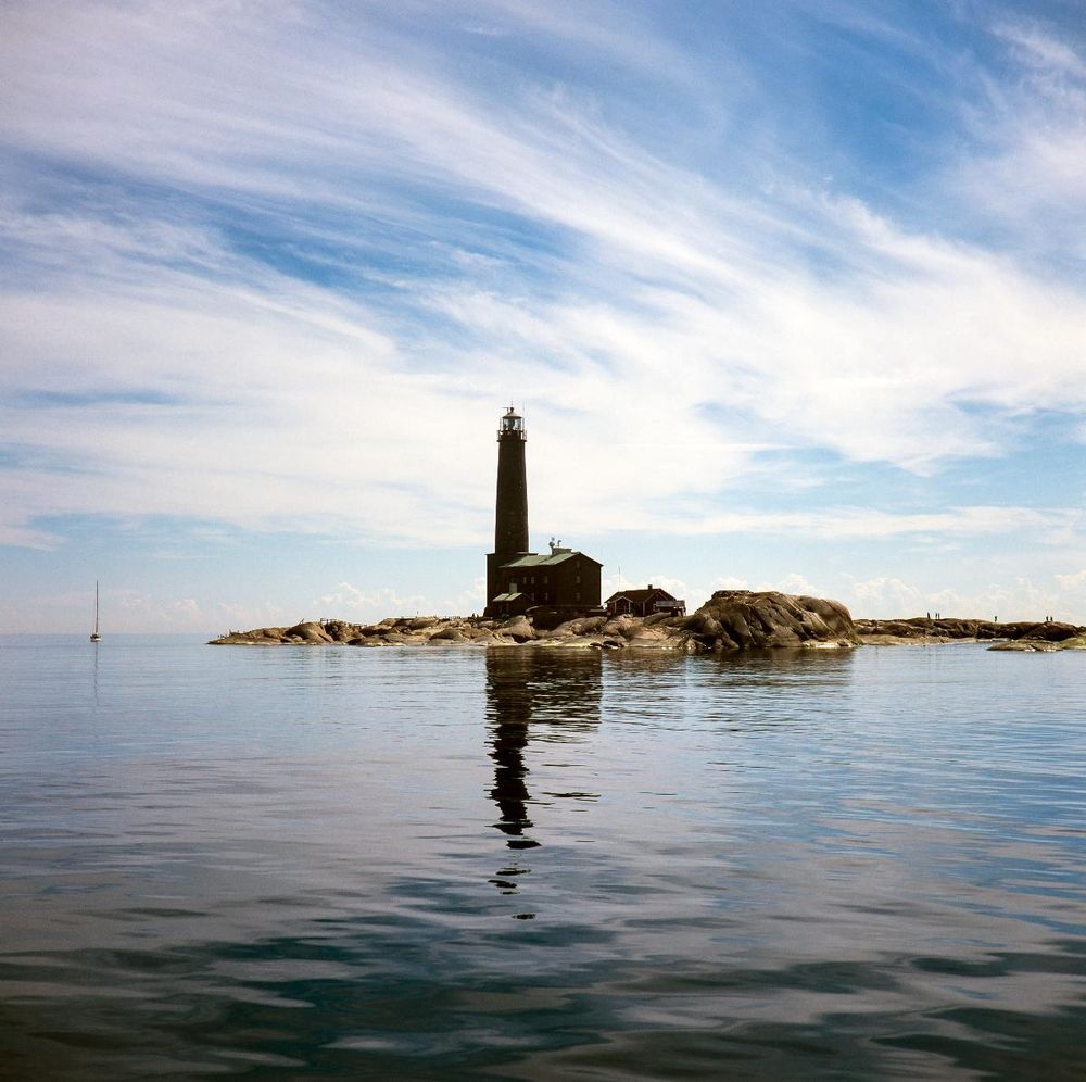 Maisemakuva Bengtskärin majakasta kesällä