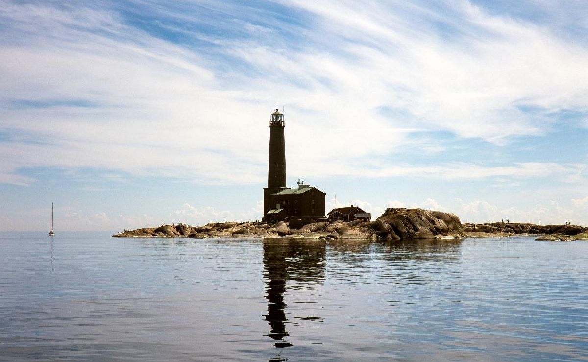 Maisemakuva Bengtskärin majakasta kesällä