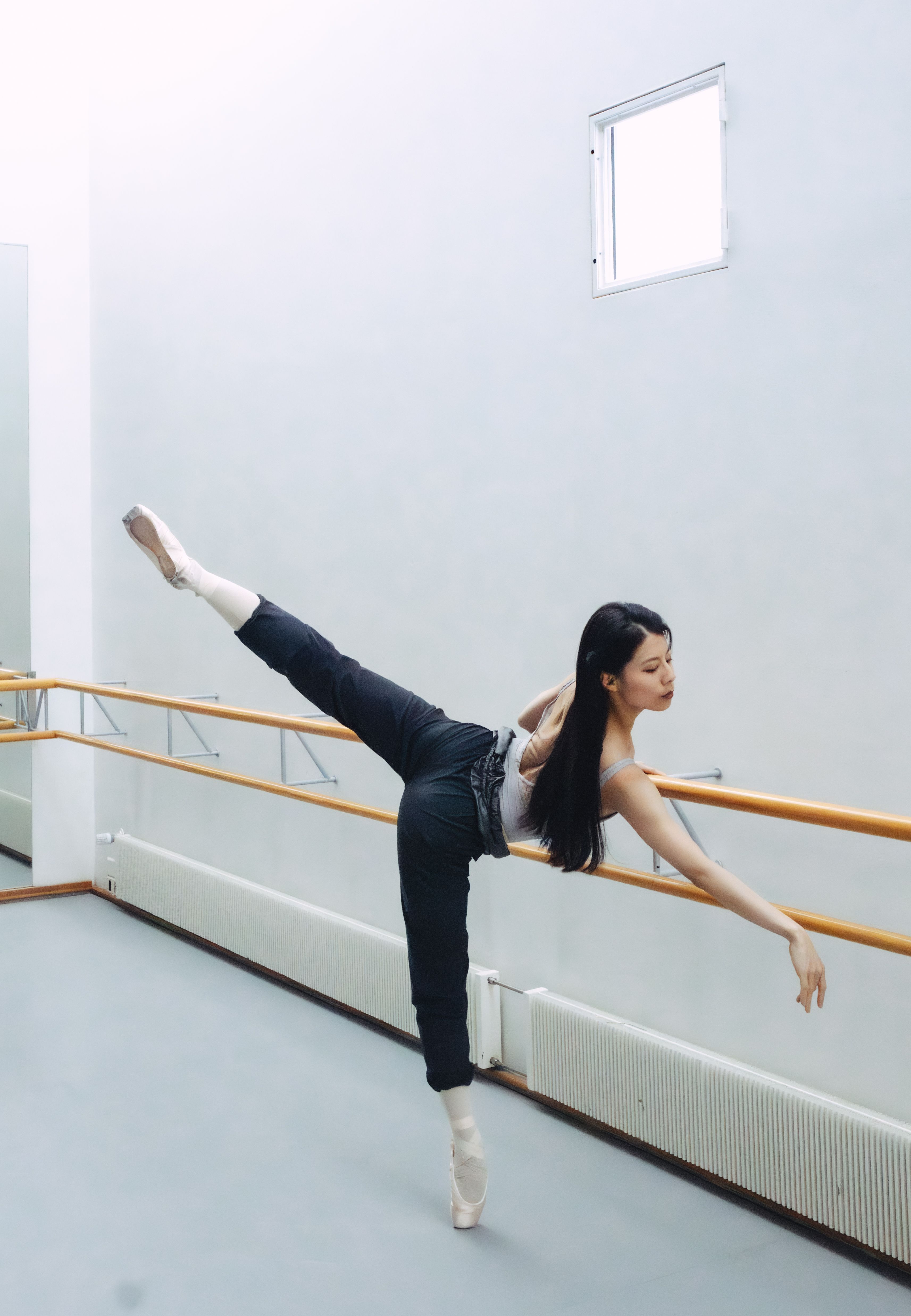 Hanako Matsune harjoittelee balettitangolla