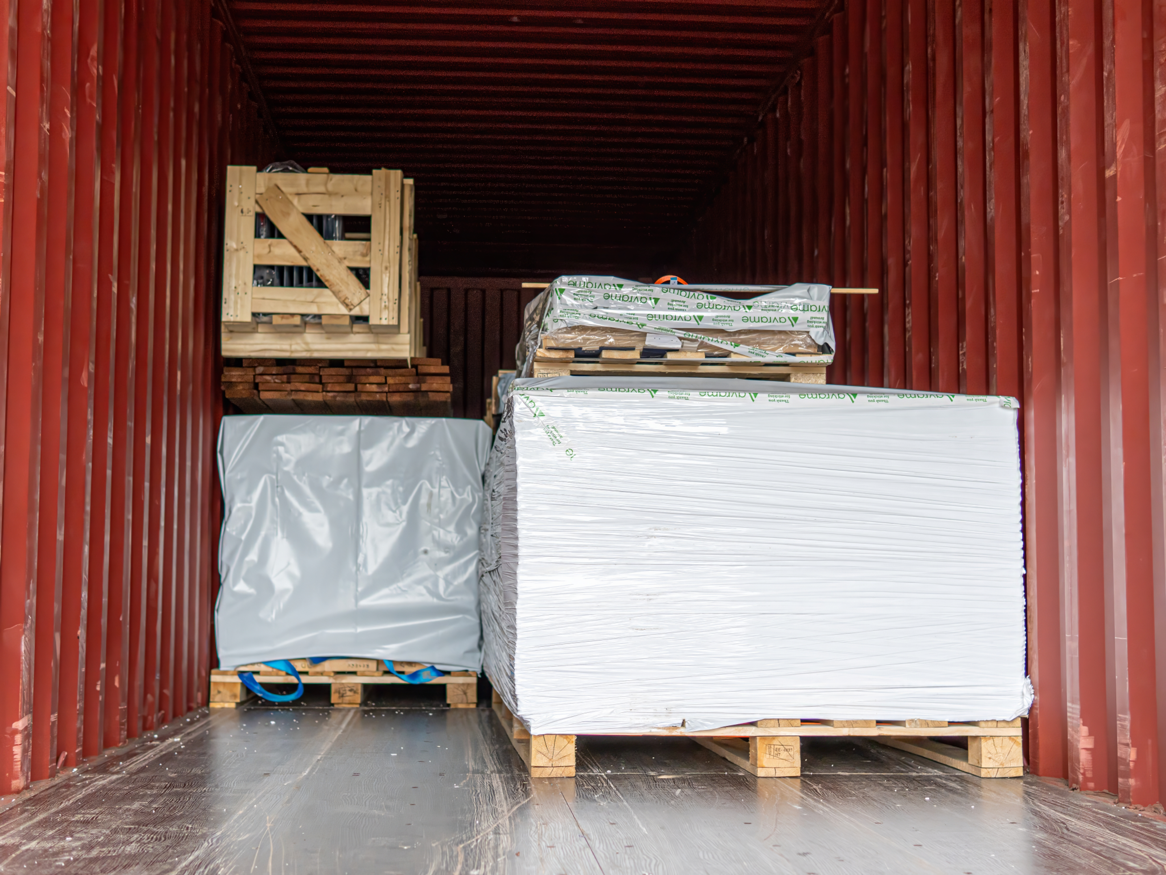 Prefab house loading