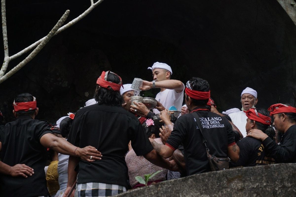 Bongkol Karya