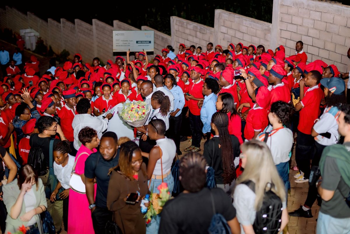 Confetti over the crowd of DIKAM staff during the celebration