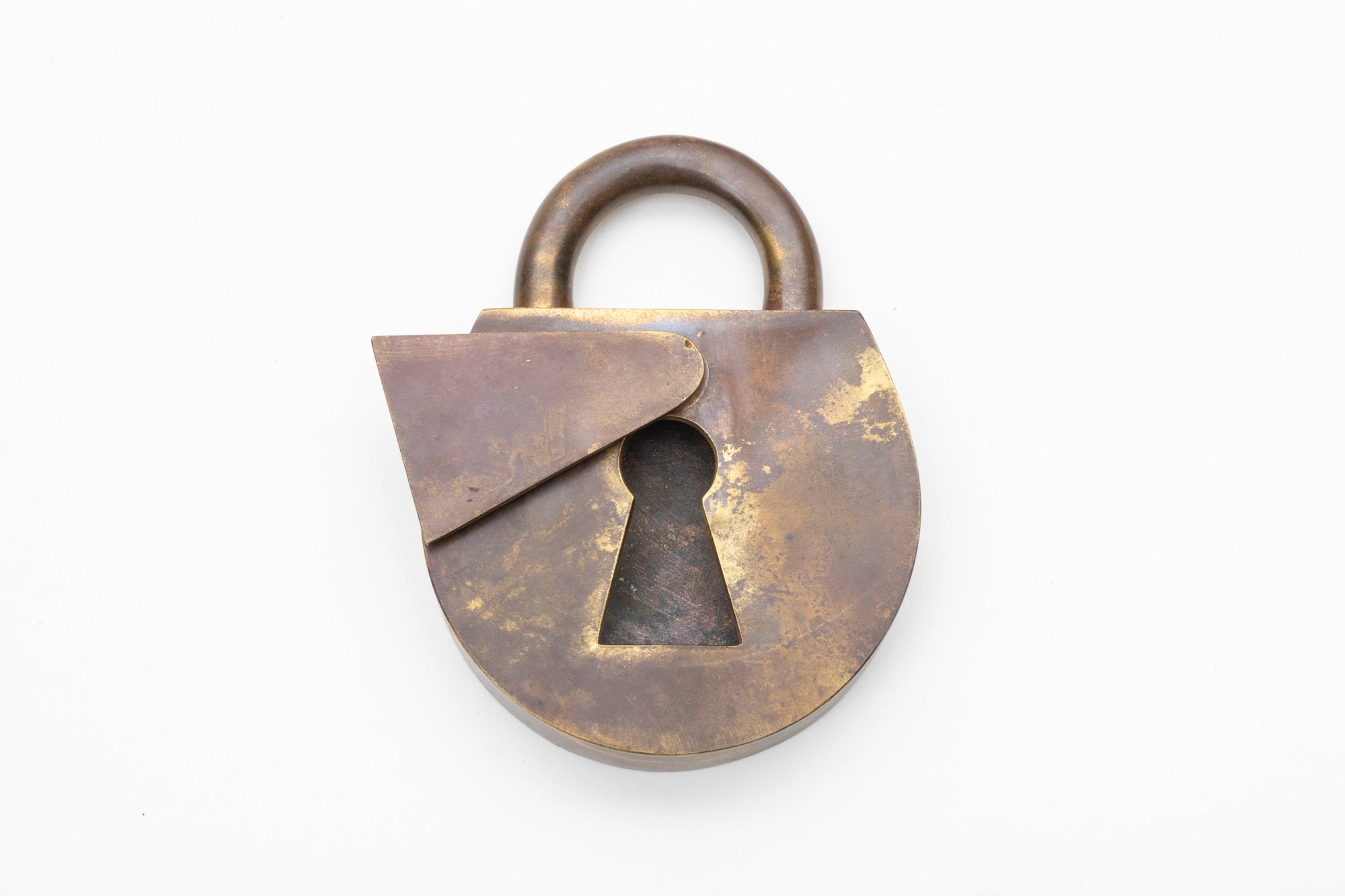 Ash10
