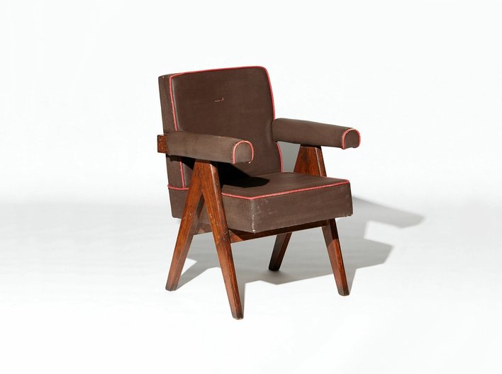 Pj committee armchair