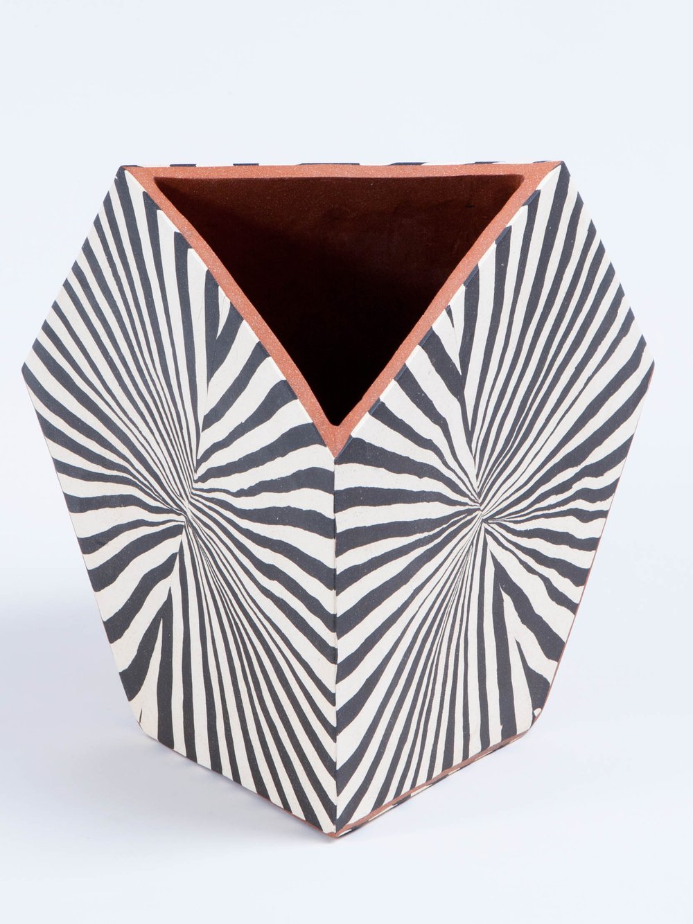 Pentagonalvesselstriped5