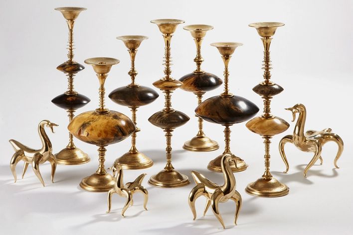 521 Kreist Hathalop 353 Candle Sticks Deer SQ web 2jpg