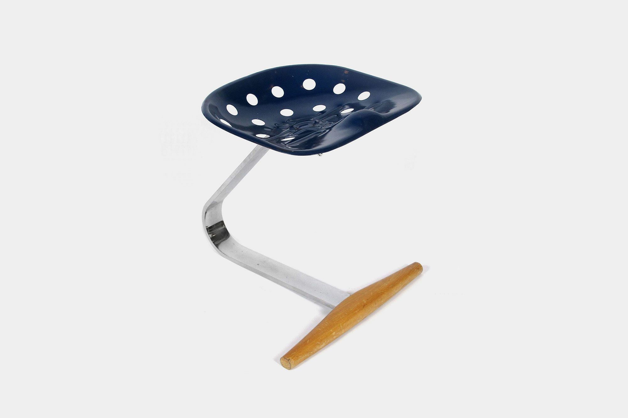280 Mezzadro Stool
