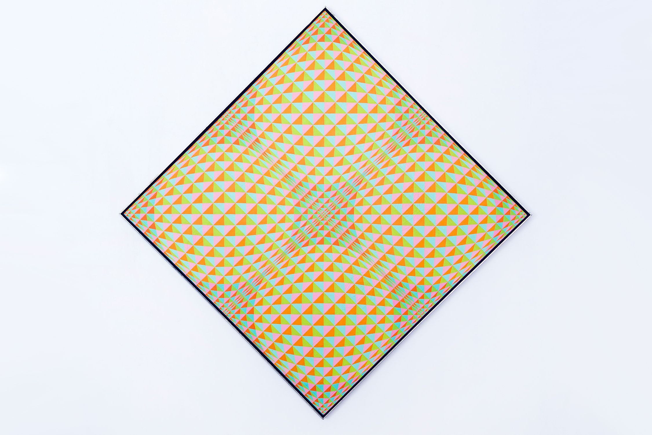 Resized4656 XB2 W2419 web