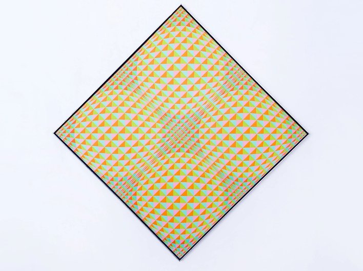 Resized4656 XB2 W2419 web