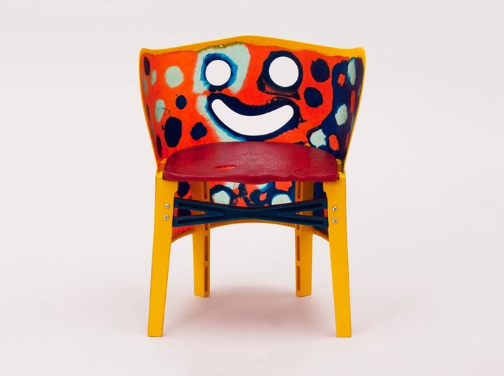 2166 gaetano pesce childrens chair 1 2