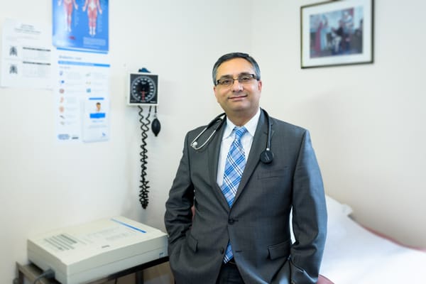 Photo of Dr. Arun Sehgal Medical Director 