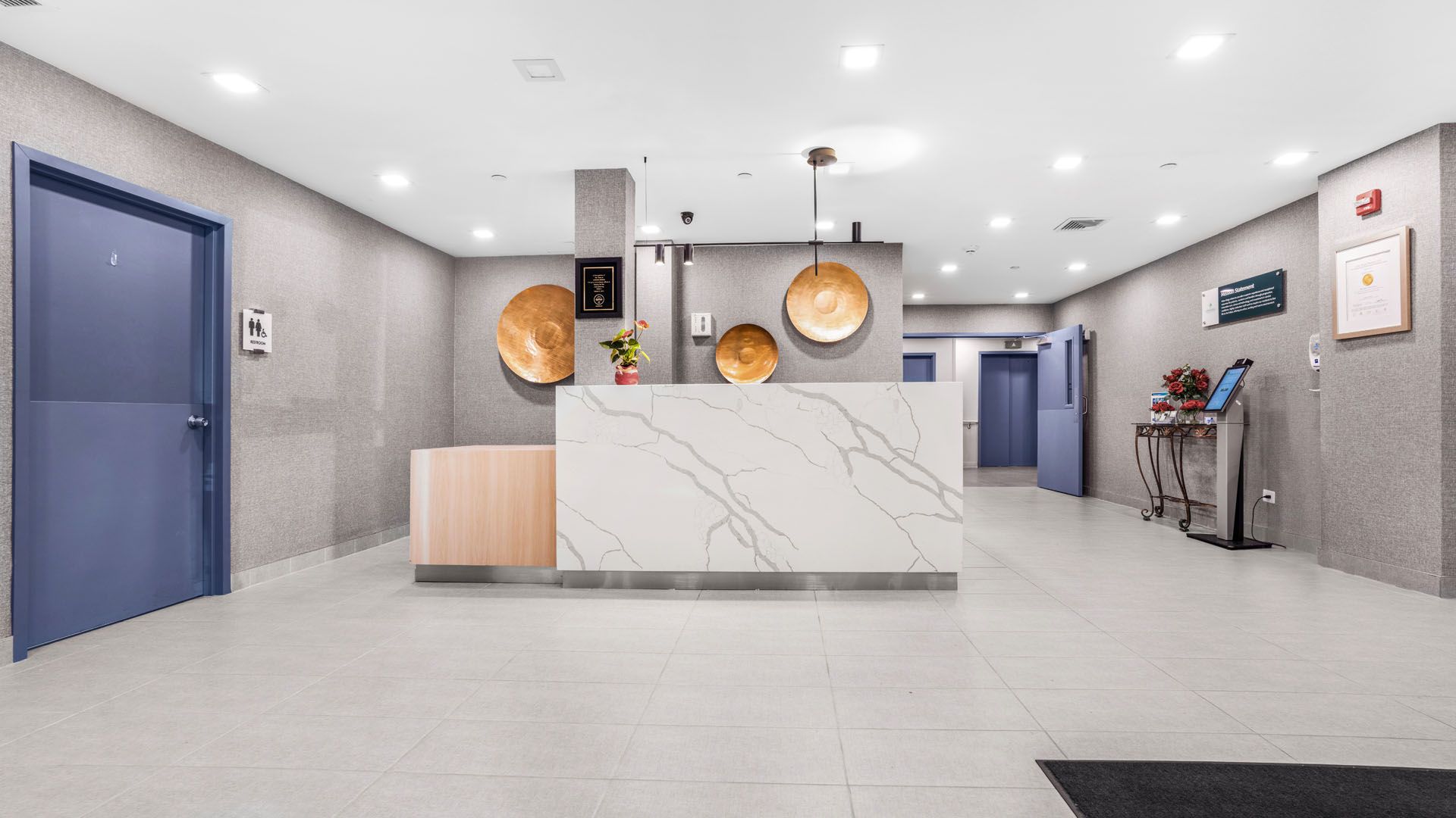 Arbor Ridge NJ rehab lobby 2