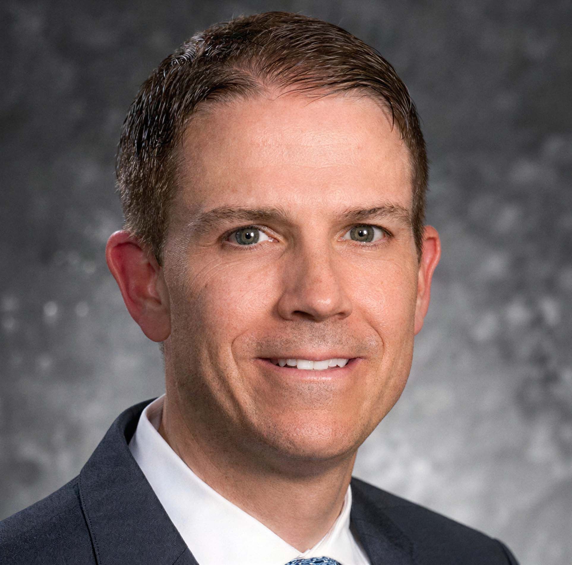 Photo of Dr. Gabriel Catalina Orthopedist orthoWin