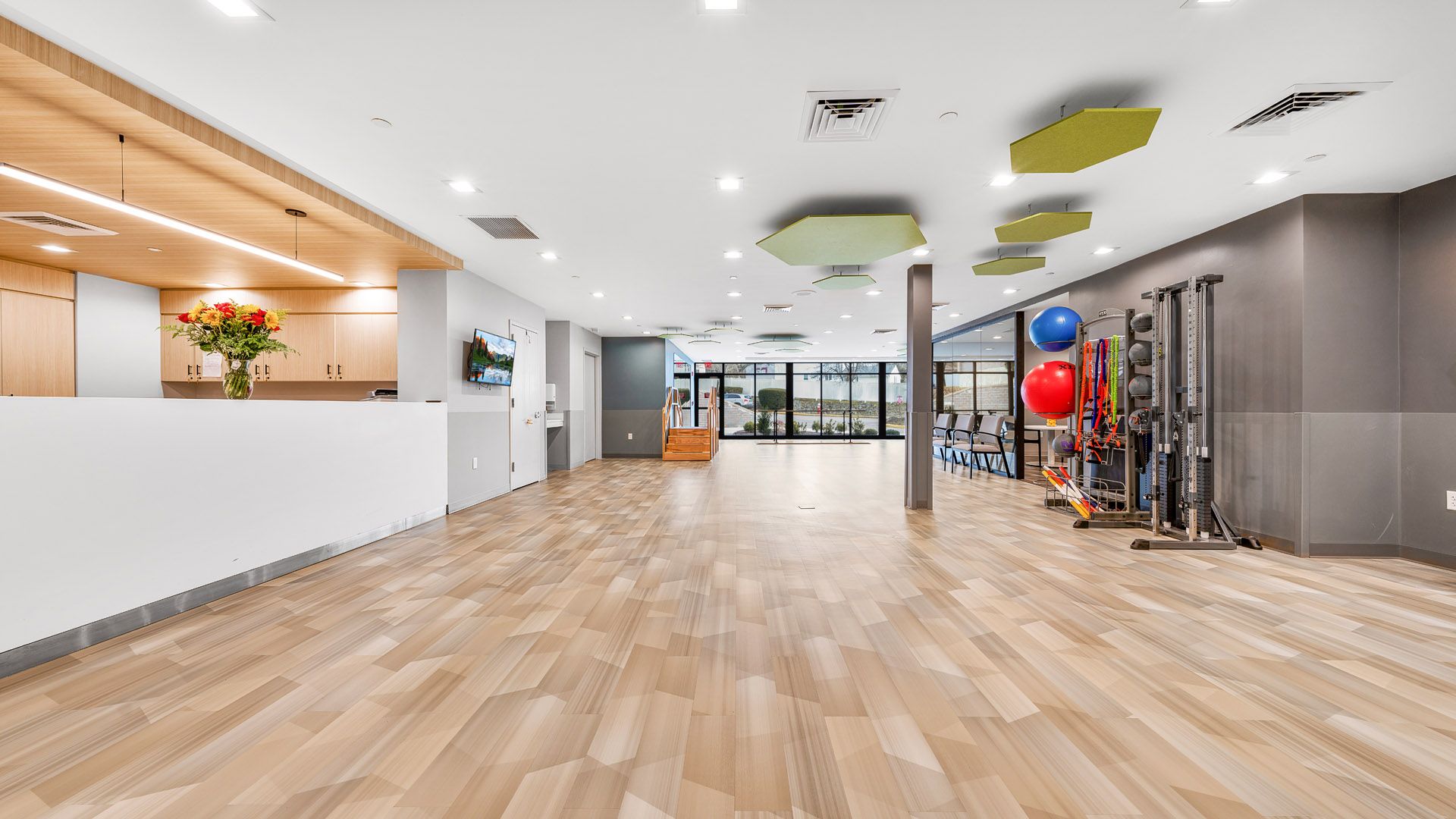 Lincolnwood RI nursing home interior