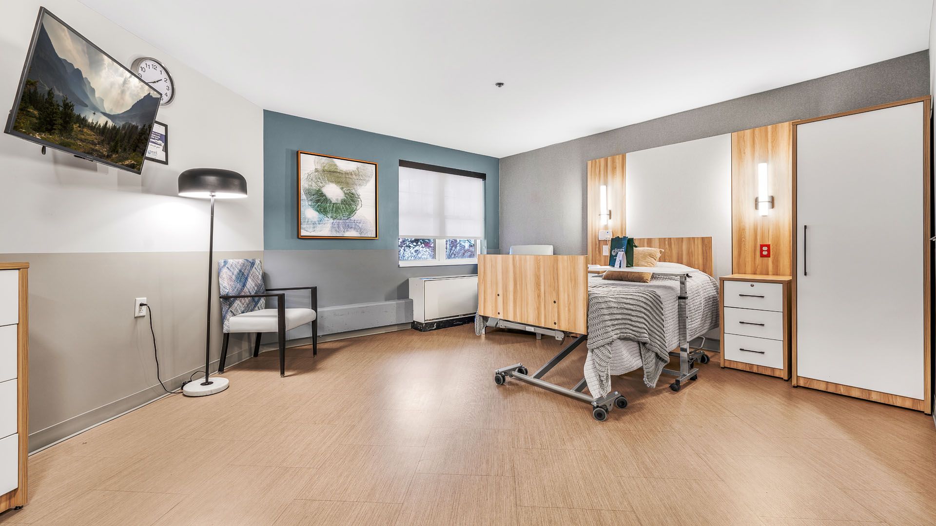 Bayview RI nursing home bedroom