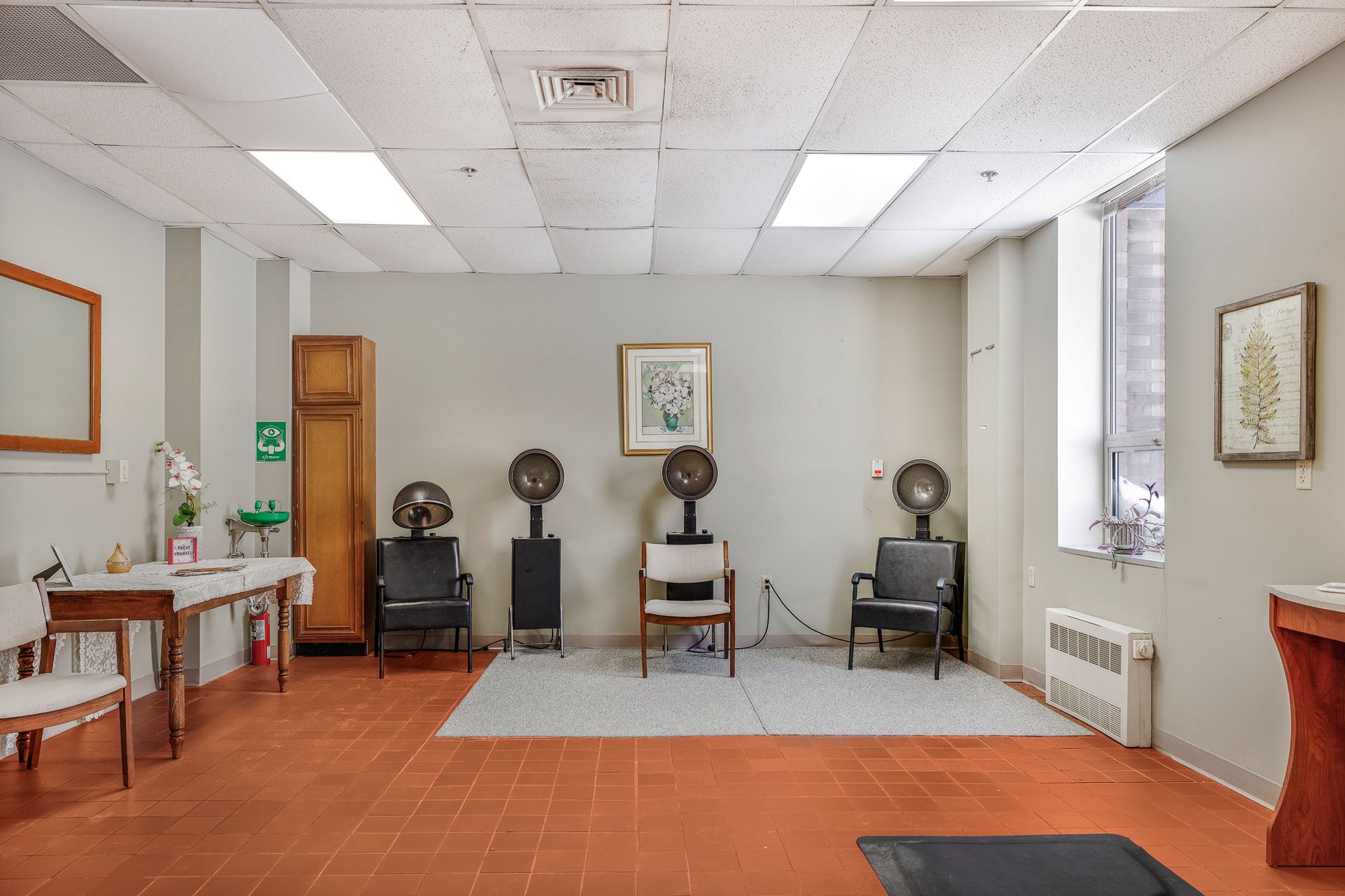 Mont Marie MA nursing home interior
