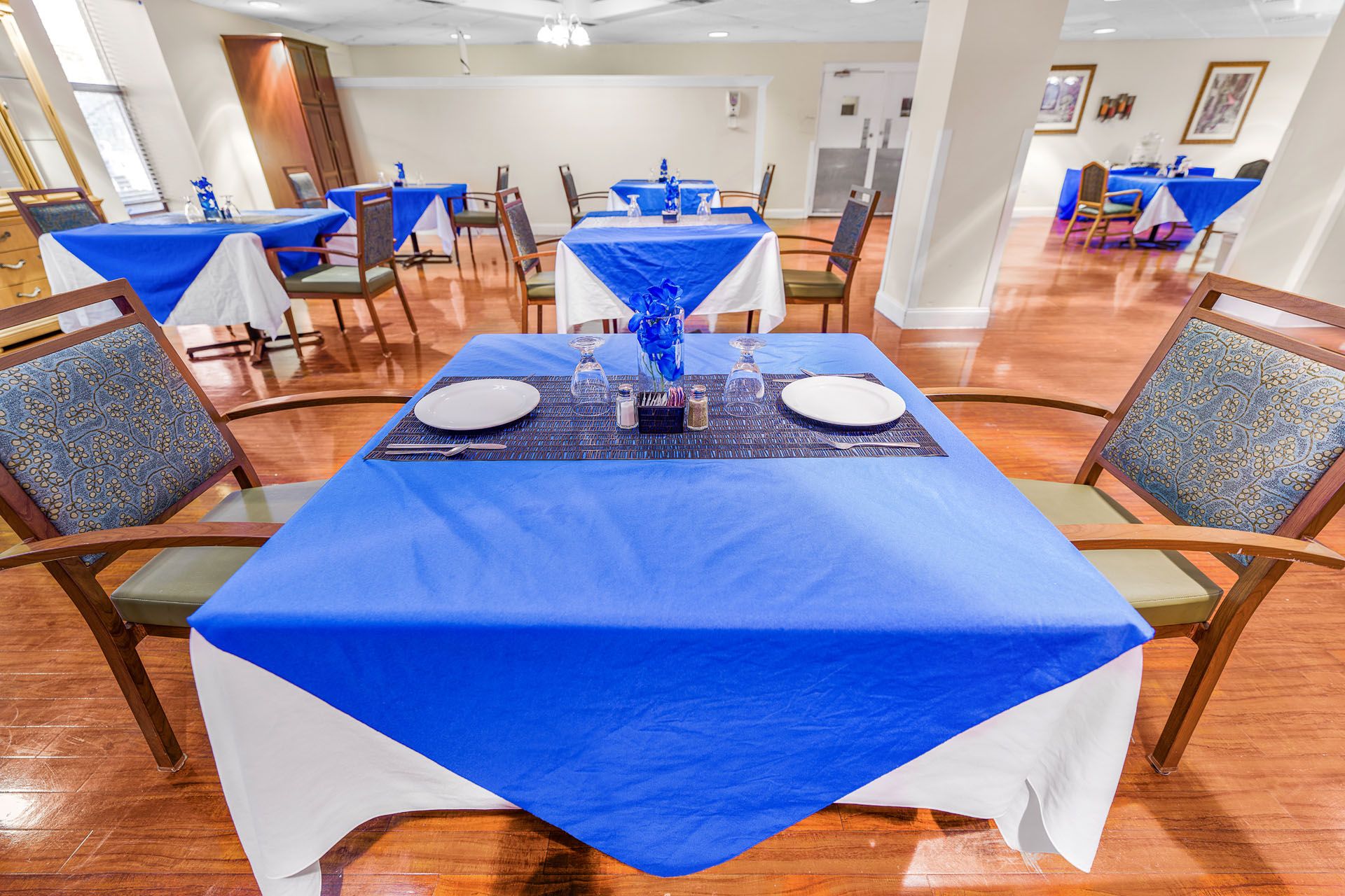 Southampton VA nursing home dining room